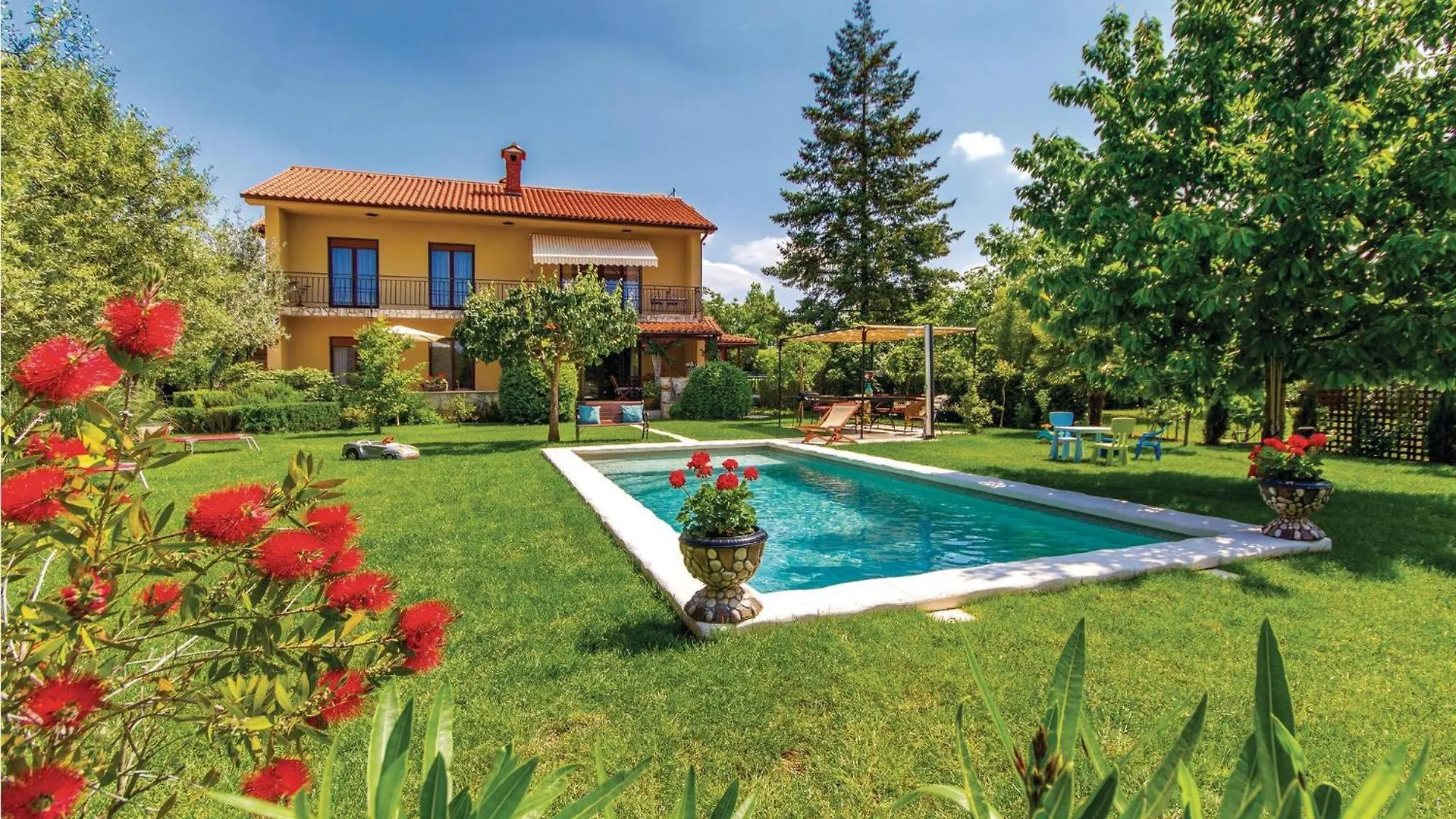 Nice Home In Marcana With Kitchen